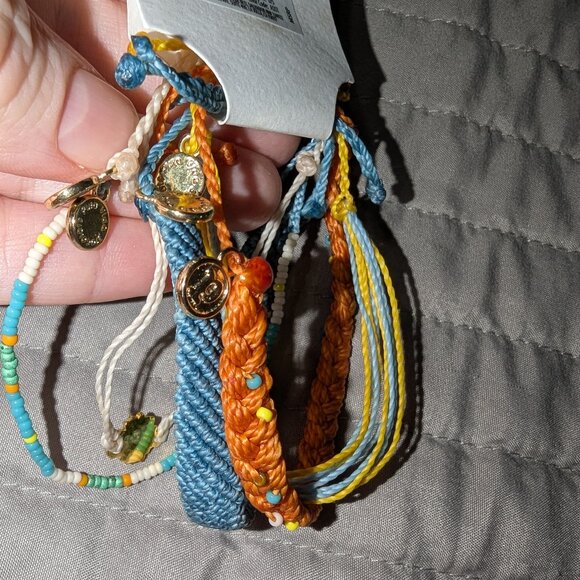 $1 with Bundle ~ Pura Vida Bracelet 3093 - Picture 2 of 3